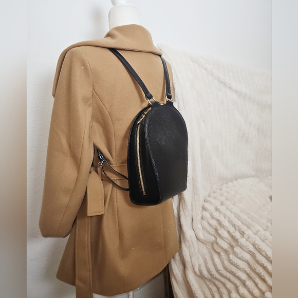 🔥😍GIFTABLE- Beautiful Condition 🔥😍 Authentic Louis Vuitton Epi Backpack - Picture 15 of 17